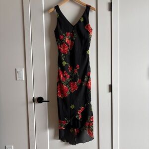 Vintage Y2K Black Floral V-Neck Midi Dress with Red Flower Print